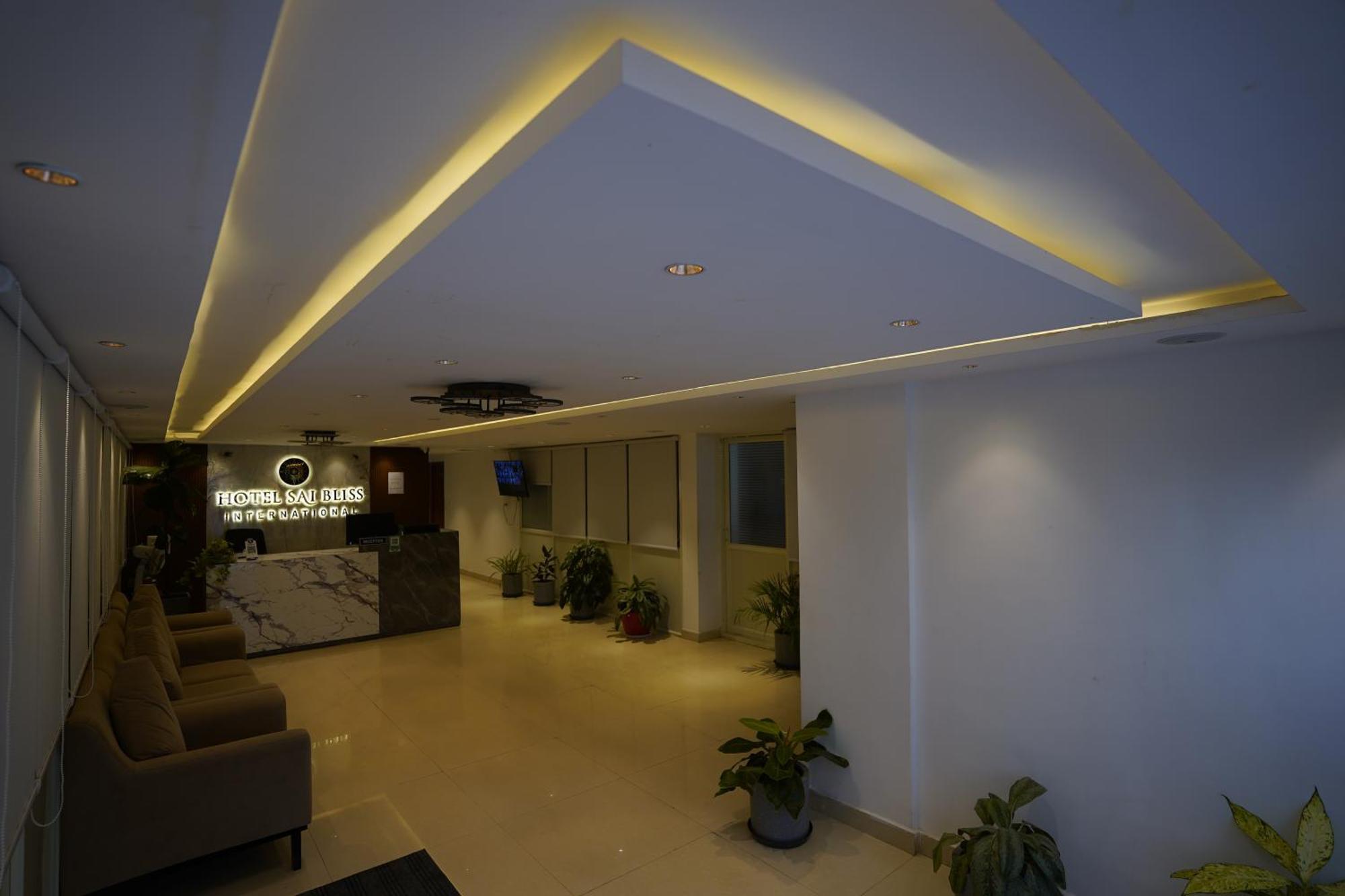 מלון העיר בנגלור Sai Bliss Residency, Manyata Tech Park מראה חיצוני תמונה