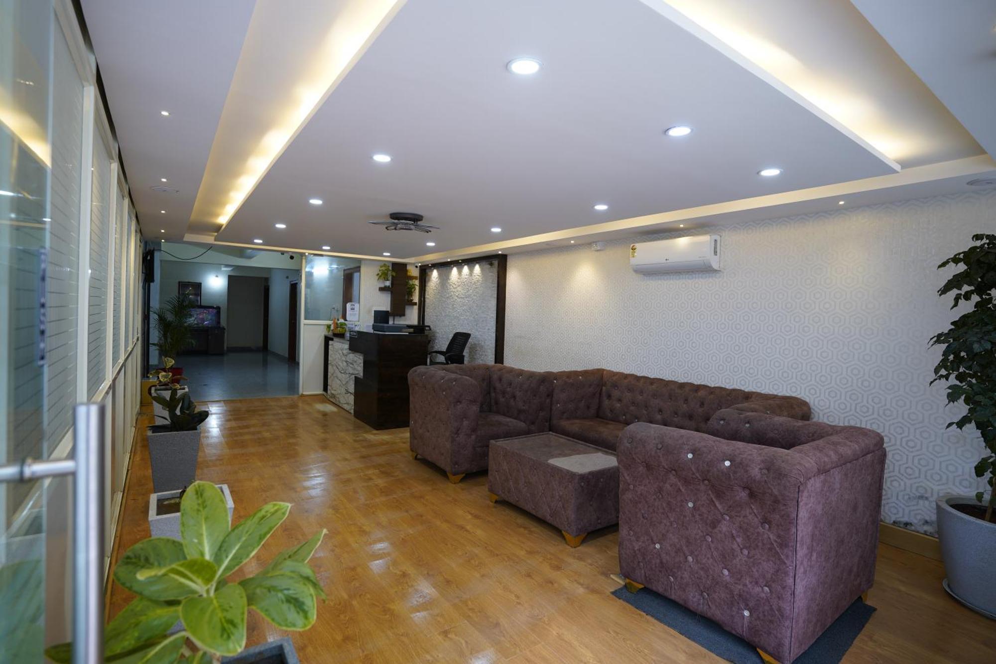 מלון העיר בנגלור Sai Bliss Residency, Manyata Tech Park מראה חיצוני תמונה