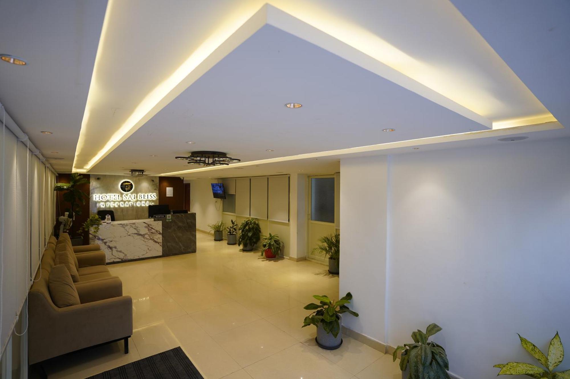 מלון העיר בנגלור Sai Bliss Residency, Manyata Tech Park מראה חיצוני תמונה