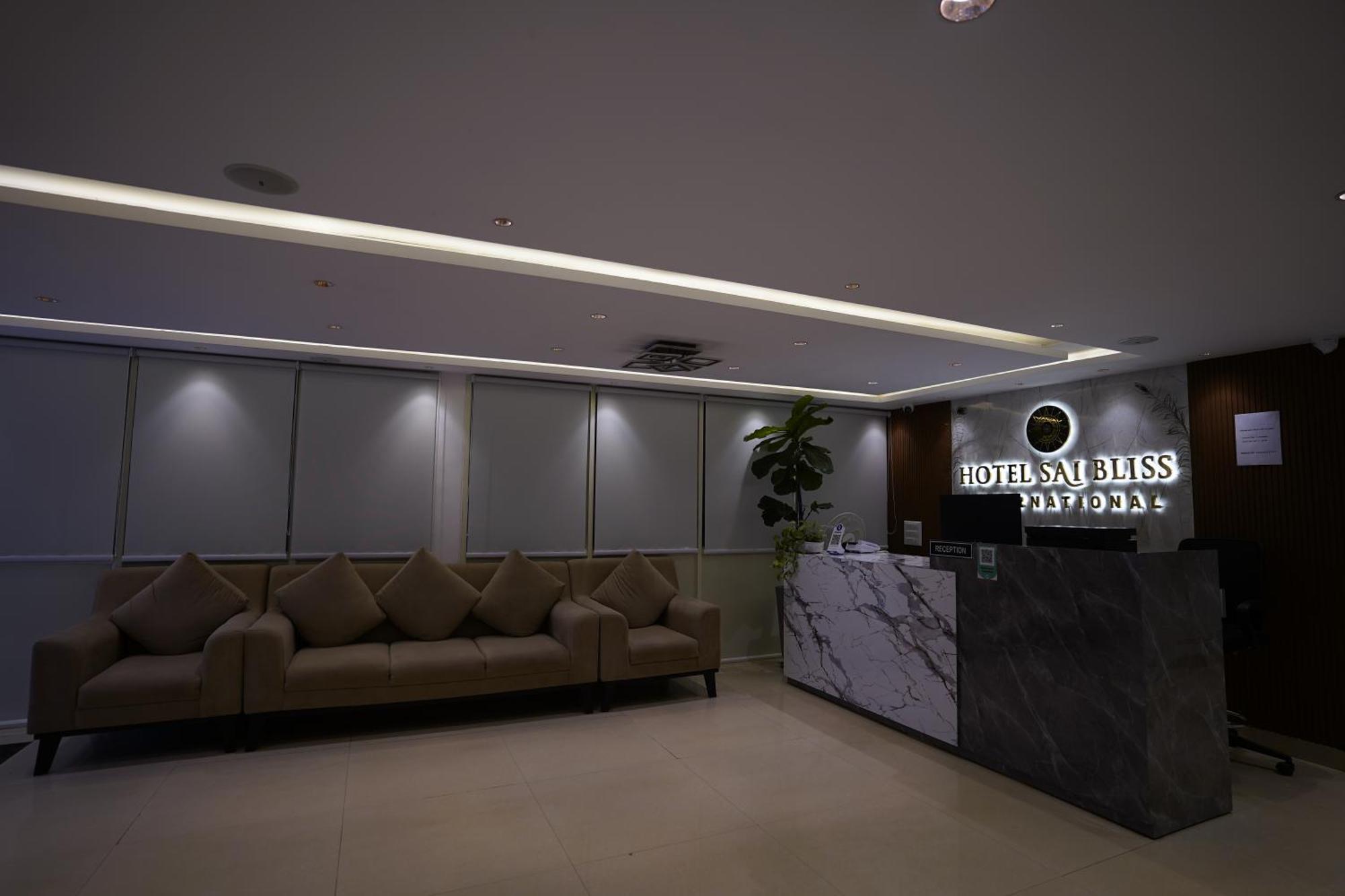 מלון העיר בנגלור Sai Bliss Residency, Manyata Tech Park מראה חיצוני תמונה